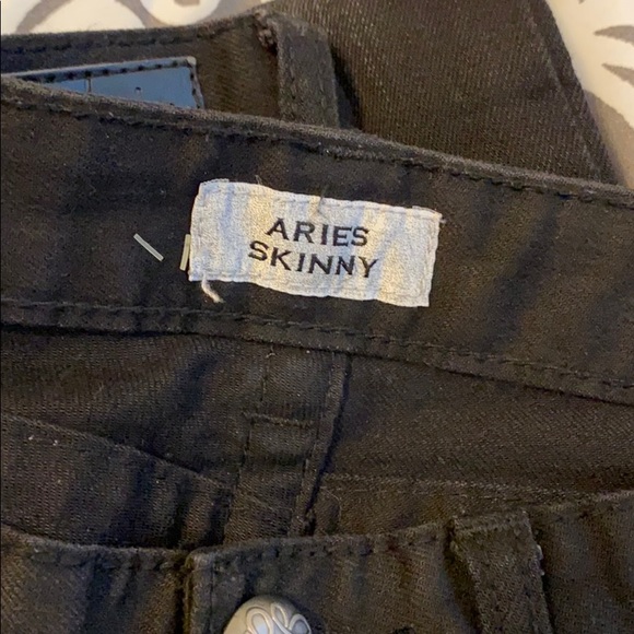 Jeans - Picture 3 of 3